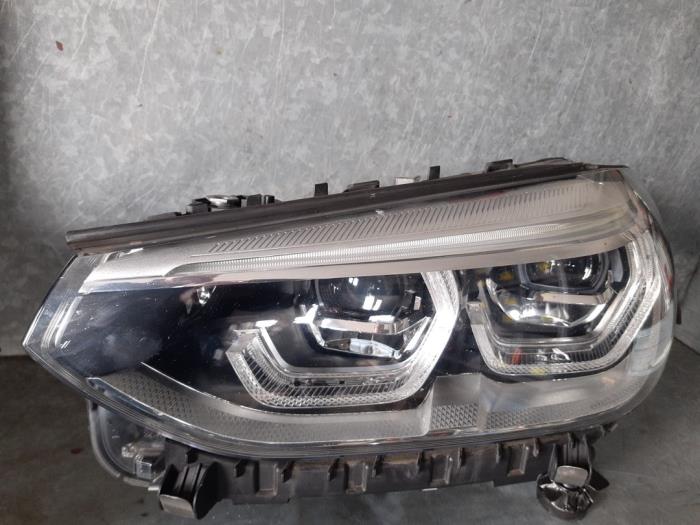 Gebrauchte Scheinwerfer links BMW X3 (G01) sDrive 18d 2.0 TwinPower Turbo 16V Preis € 300,00 Margenregelung angeboten von Uittenbogaard onderdelen BV