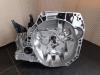 Gearbox from a Renault Clio IV Estate/Grandtour (7R), 2012 / 2021 0.9 Energy TCE 12V, Combi/o, 4-dr, Petrol, 898cc, 66kW (90pk), FWD, H4B400; H4BA4, 2013-01 / 2021-08, 7R5A; 7RAA; 7RKA; 7RLA 2017