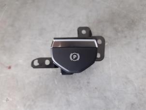 New Parking brake switch Lynk &amp; Co 01 1.5 PHEV Price € 57,48 Inclusive VAT offered by Uittenbogaard onderdelen BV