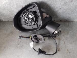 Used Wing mirror, left Lynk &amp; Co 01 1.5 PHEV Price € 514,25 Inclusive VAT offered by Uittenbogaard onderdelen BV