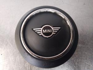 Begagnade Vänster airbag (ratt) Mini Countryman (F60) 1.5 12V Cooper Pris € 150,00 Marginaltabell erbjuds av Uittenbogaard onderdelen BV