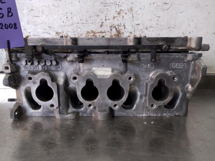 Begagnade Topplock Volkswagen Golf V (1K1) 1.6 Pris € 250,00 Marginaltabell erbjuds av Uittenbogaard onderdelen BV