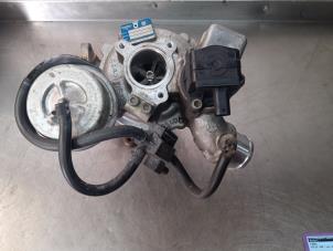 Usados Turbo Volvo V40 (MV) 1.6 T3 GTDi 16V Precio € 225,00 Norma de margen ofrecido por Uittenbogaard onderdelen BV
