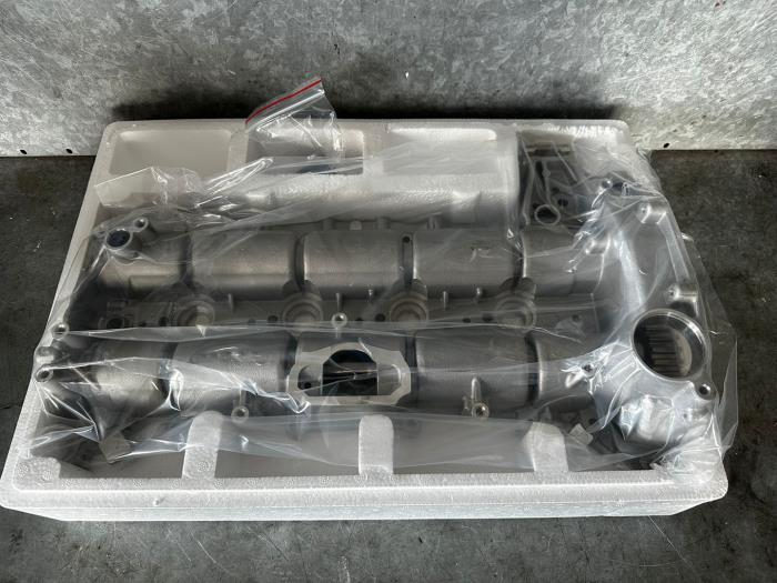 Neuf Arbre à cames Ford Transit Custom Prix € 845,79 Prix TTC proposé par Uittenbogaard onderdelen BV