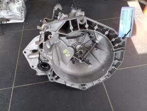 Getriebe van een Fiat 500 (312) 0.9 TwinAir 105 2016
