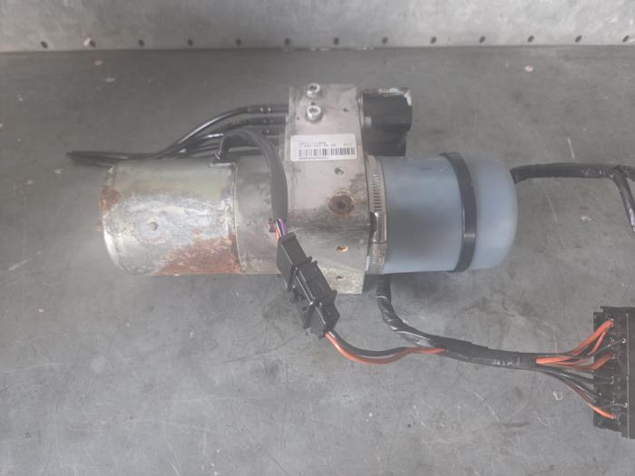 Pompe hydraulique de toit cabriolet