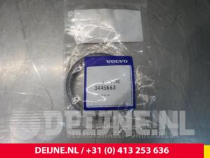 Nowe Uszczelka wydechu Volvo 4-Serie Cena € 6,05 Z VAT oferowane przez van Deijne Onderdelen Uden B.V.
