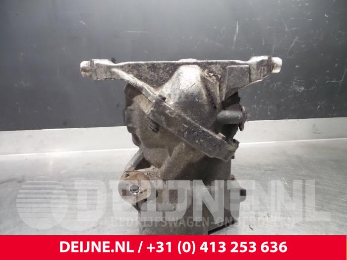 Rear differential from a Volvo V50 (MW) 2.5 T5 20V AWD 2005