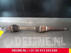 Used Front drive shaft, right Volvo V70 (BW) 2.0 D 16V Price € 125,00 Margin scheme offered by van Deijne Onderdelen Uden B.V.