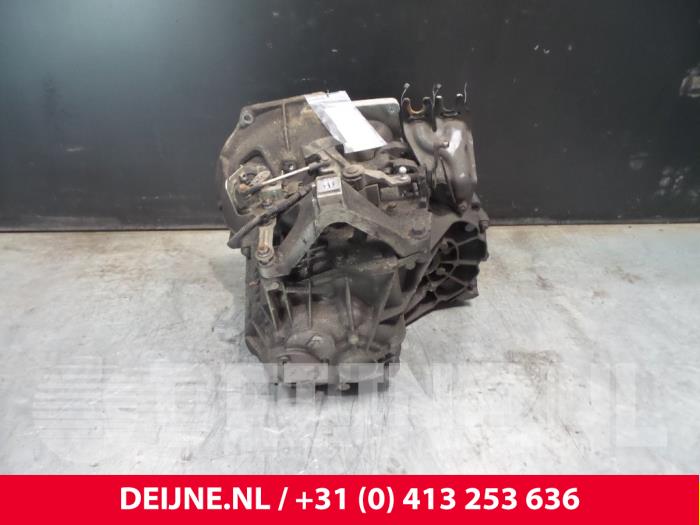 Gearbox Volvo V50 1283141 D4164T MTX75