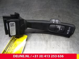 Używane Przelacznik wycieraczki Volvo V70 (BW) 2.4 D5 20V 215 Autom. Cena € 25,00 Procedura marży oferowane przez van Deijne Onderdelen Uden B.V.