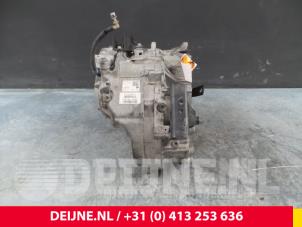 Used Gearbox Volvo V70 (BW) 2.4 D 20V Price € 800,00 Margin scheme offered by van Deijne Onderdelen Uden B.V.