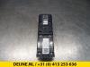 Electric window switch from a Volvo V90 II (PW) 2.0 D5 16V AWD 2018