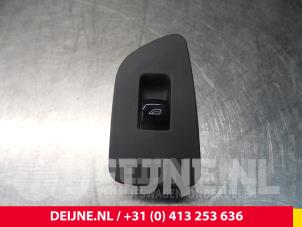 Used Electric window switch Volvo V90 II (PW) 2.0 T4 16V Price € 50,00 Margin scheme offered by van Deijne Onderdelen Uden B.V.