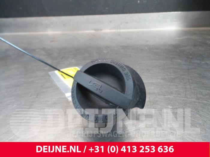 Gebrauchte Öl Füllrohr Volvo XC60 I (DZ) 2.4 D5 20V AWD Geartronic Preis € 20,00 Margenregelung angeboten von van Deijne Onderdelen Uden B.V.