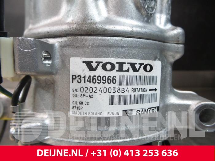 Pompa klimatyzacji z Volvo V90 II (PW) 2.0 T4 16V 2018