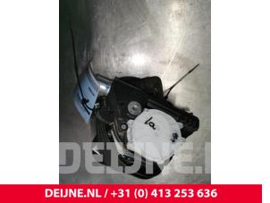Used Rear seatbelt tensioner, left Volvo S60 II (FS) 1.6 T3 16V Price € 50,00 Margin scheme offered by van Deijne Onderdelen Uden B.V.