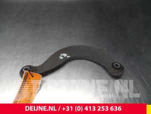 Usagé Bras de suspension haut arrière gauche Volvo V40 (MV) 1.6 D2 Prix € 25,00 Règlement à la marge proposé par van Deijne Onderdelen Uden B.V.