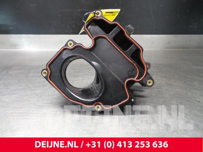 Używane Rezonator powietrza Volvo XC90 II 2.0 T8 16V Twin Engine AWD Cena € 30,00 Procedura marży oferowane przez van Deijne Onderdelen Uden B.V.