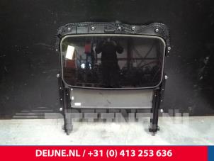 Used Sliding roof Volvo XC70 Price € 100,00 Margin scheme offered by van Deijne Onderdelen Uden B.V.