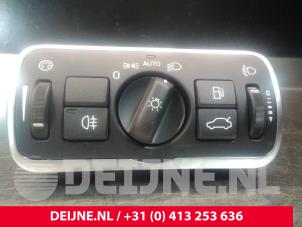 Used Light switch Volvo V70 (BW) 2.0 D3 16V Price € 25,00 Margin scheme offered by van Deijne Onderdelen Uden B.V.