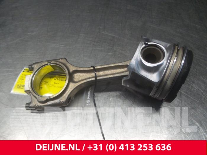 Gebrauchte Kolben Volvo XC60 I (DZ) 2.4 D3 20V AWD Preis € 150,00 Margenregelung angeboten von van Deijne Onderdelen Uden B.V.