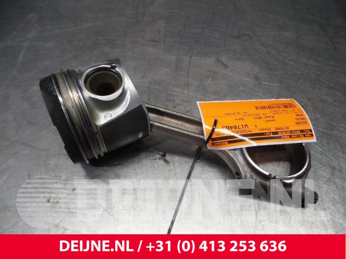 Gebrauchte Kolben Volvo XC60 I (DZ) 2.0 DRIVe 20V Preis € 100,00 Margenregelung angeboten von van Deijne Onderdelen Uden B.V.