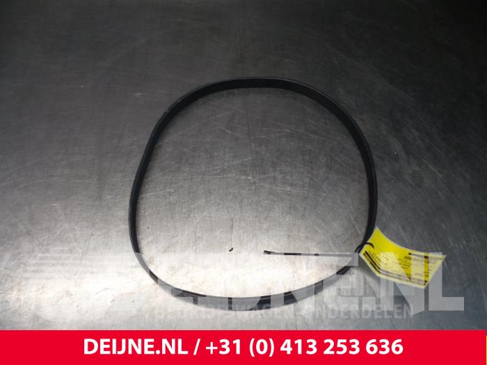 Usados Correa múltiple Volvo V90 II (PW) 2.0 T4 16V Precio € 20,00 Norma de margen ofrecido por van Deijne Onderdelen Uden B.V.
