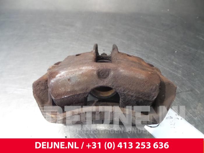 Gebrauchte Bremszange rechts vorne Volvo V40 (VW) 1.9 D Preis € 30,00 Margenregelung angeboten von van Deijne Onderdelen Uden B.V.