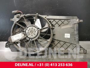 Used Cooling fans Volvo C30 (EK/MK) 2.0 16V Price € 50,00 Margin scheme offered by van Deijne Onderdelen Uden B.V.