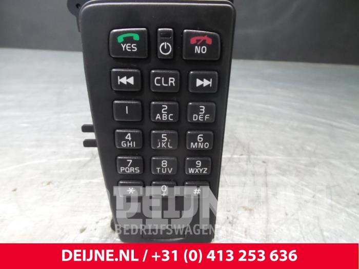 Phone module from a Volvo V70 (SW) 2.4 D5 20V 2004
