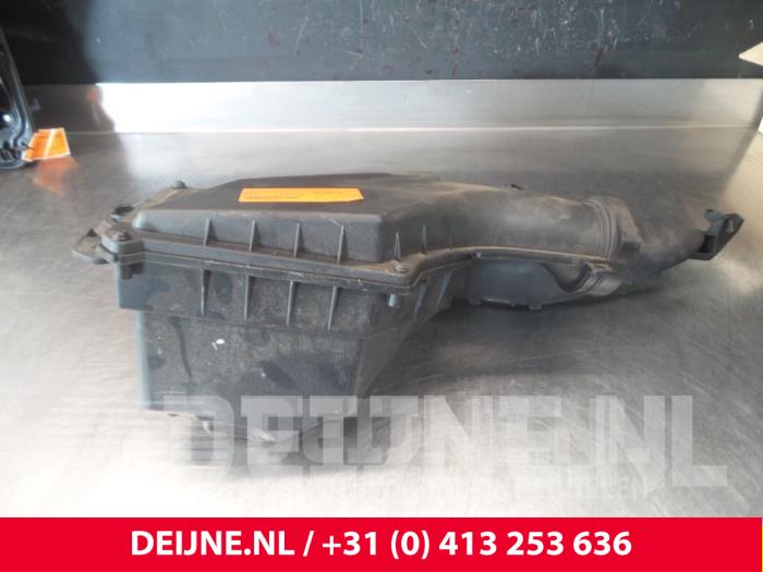 Gebrauchte Luftfiltergehäuse Volvo V40 (MV) 2.0 D3 20V Preis € 40,00 Margenregelung angeboten von van Deijne Onderdelen Uden B.V.