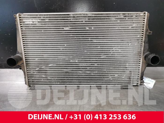 Usagé Intercooler Volvo XC70 (SZ) XC70 2.4 T 20V Prix € 70,00 Règlement à la marge proposé par van Deijne Onderdelen Uden B.V.