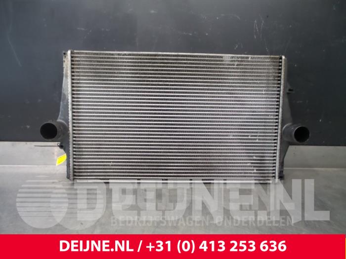 Usagé Intercooler Volvo XC70 (SZ) XC70 2.4 T 20V Prix € 70,00 Règlement à la marge proposé par van Deijne Onderdelen Uden B.V.