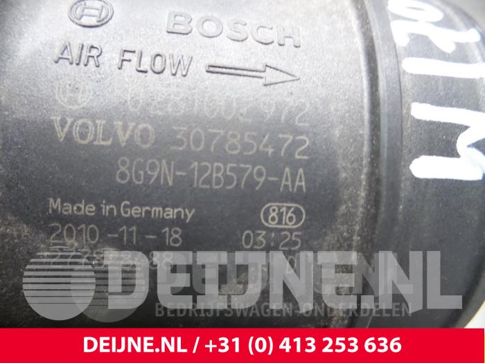 Airflow meter from a Volvo S60 II (FS) 2.0 D3 20V 2011