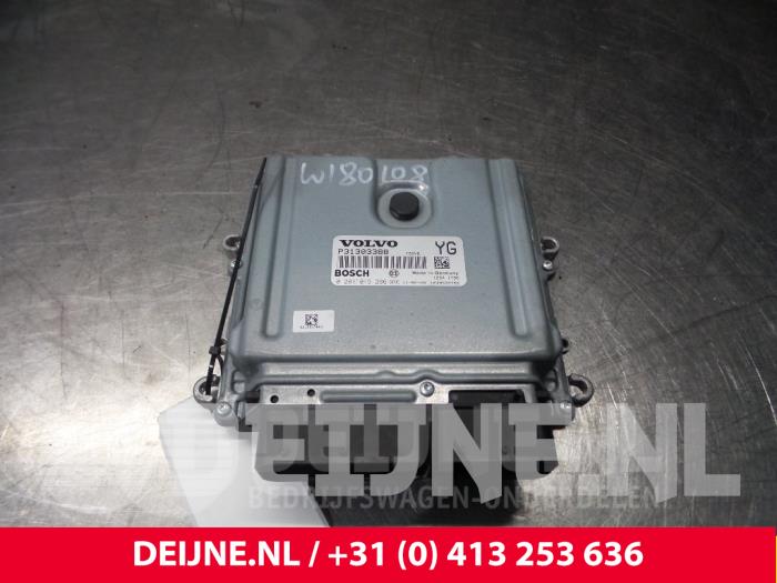 Used Engine management computer Volvo S60 II (FS) 2.4 D5 20V Price € 60,00 Margin scheme offered by van Deijne Onderdelen Uden B.V.