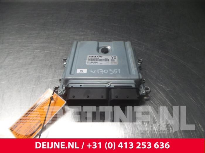 Used Engine management computer Volvo S60 II (FS) 2.0 D3 20V Price € 75,00 Margin scheme offered by van Deijne Onderdelen Uden B.V.