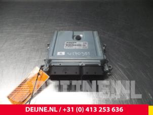 Engine management computer from a Volvo S60 II (FS) 2.0 D3 20V 2013