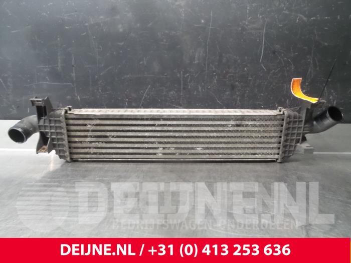 Usados Intercooler Volvo V50 (MW) 2.0 D 16V Precio € 70,00 Norma de margen ofrecido por van Deijne Onderdelen Uden B.V.
