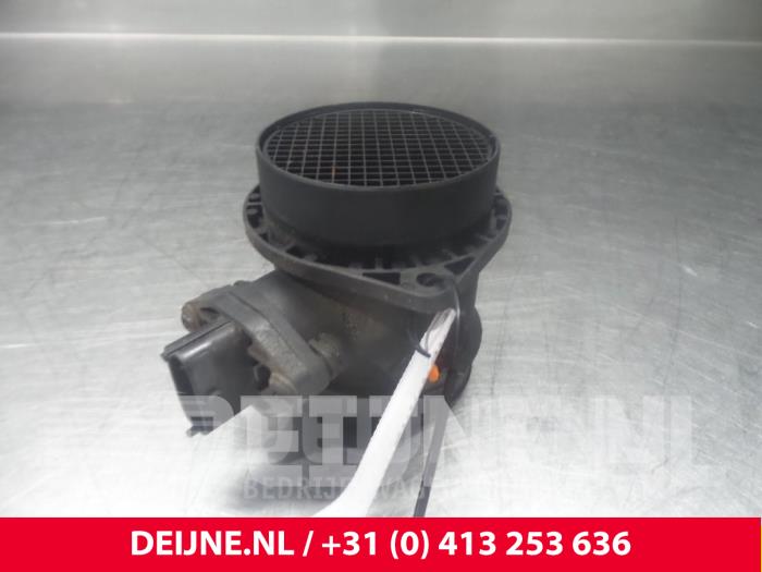 Begagnade Luftflödesmätare Volvo C70 (NC) 2.5 Turbo LPT 20V Pris € 50,00 Marginaltabell erbjuds av van Deijne Onderdelen Uden B.V.