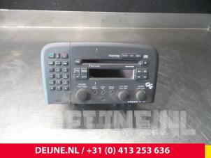 Usados Radio Volvo S80 (TR/TS) 2.9 T6 24V Precio € 75,00 Norma de margen ofrecido por van Deijne Onderdelen Uden B.V.