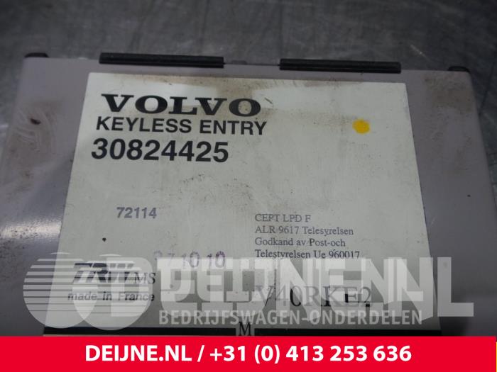 Modul centralnego zamka z Volvo S40 (VS) 1.8 16V 1997