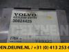 Central door locking module from a Volvo S40 (VS) 1.8 16V 1997