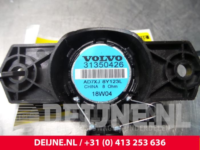 Haut-parleur d'un Volvo V90 II (PW) 2.0 T4 16V 2018