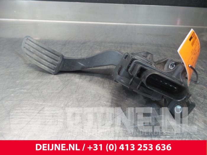 Begagnade Gaspedal Volvo XC60 I (DZ) 2.4 D5 20V AWD Pris € 50,00 Marginaltabell erbjuds av van Deijne Onderdelen Uden B.V.