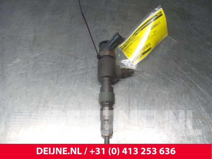 Usagé Injecteurs Volvo V40 Prix € 60,50 Prix TTC proposé par van Deijne Onderdelen Uden B.V.