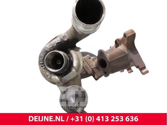 Używane Turbo Volvo S40/V40 Cena € 60,00 Procedura marży oferowane przez van Deijne Onderdelen Uden B.V.