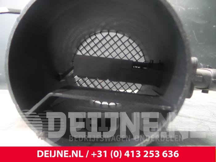 Begagnade Luftflödesmätare Volvo V40 (MV) 2.0 D3 20V Pris € 40,00 Marginaltabell erbjuds av van Deijne Onderdelen Uden B.V.