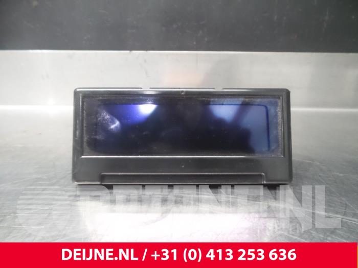 Gebrauchte Anzeige Innen Volvo C70 (MC) 2.5 T5 20V Preis € 40,00 Margenregelung angeboten von van Deijne Onderdelen Uden B.V.