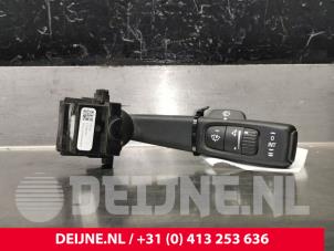 Używane Przelacznik wycieraczki Volvo S60 II (FS) 1.6 T3 16V Cena € 20,00 Procedura marży oferowane przez van Deijne Onderdelen Uden B.V.